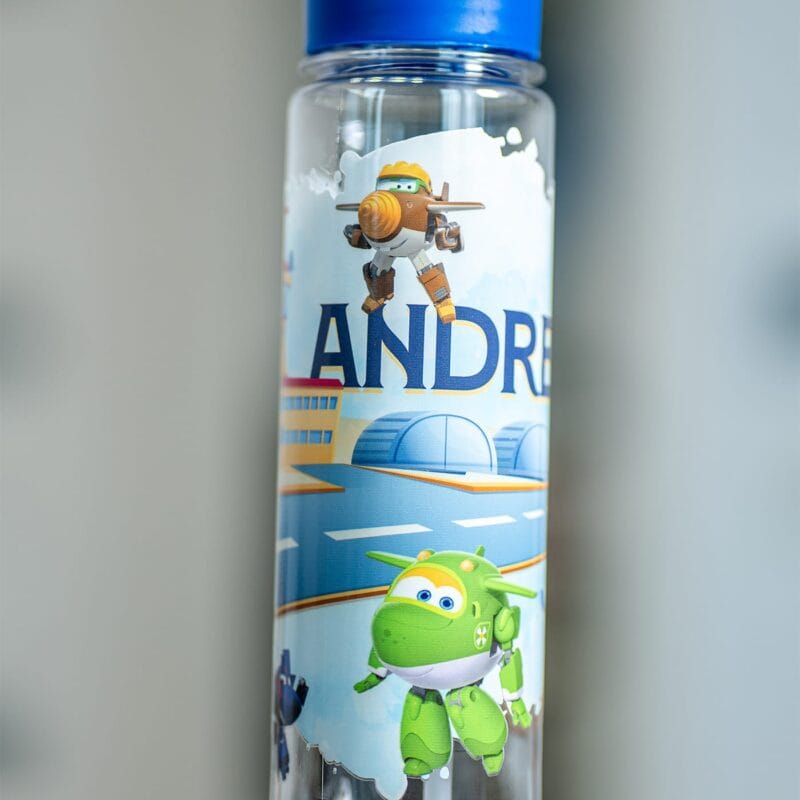 sticlă cu pai și capac colorat personalizată cu nume și super wings