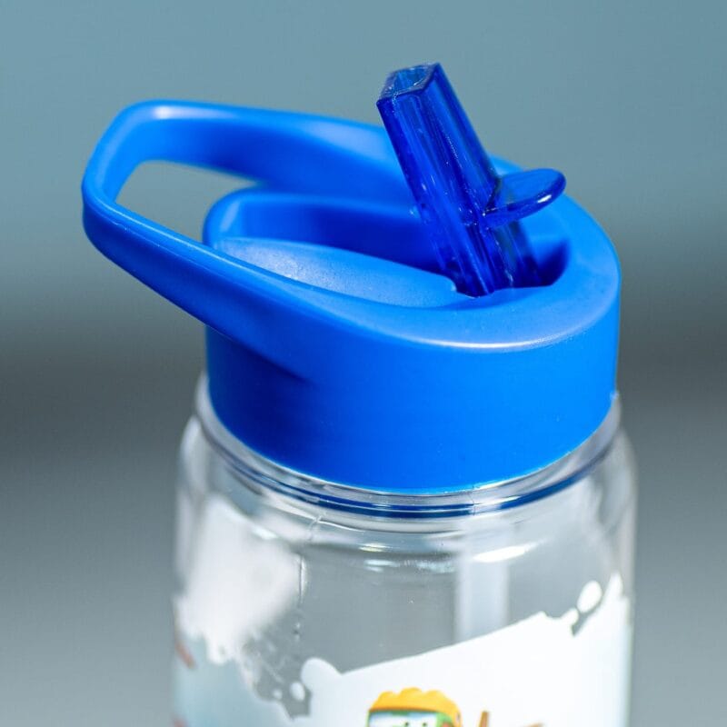 sticlă cu pai și capac colorat personalizată cu nume și super wings