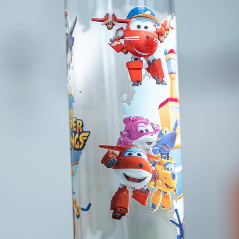 sticlă cu pai și capac colorat personalizată cu nume și super wings