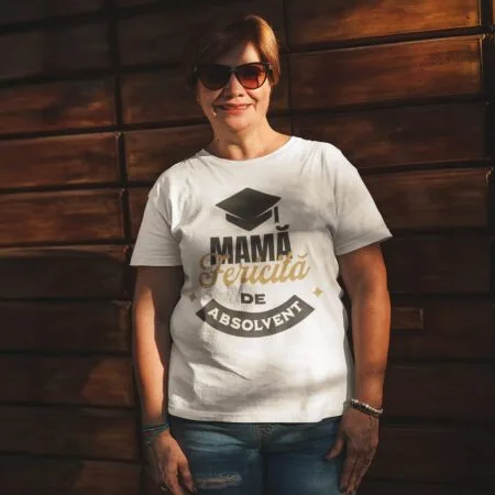 tricou personalizat mamă fericită de absolvent