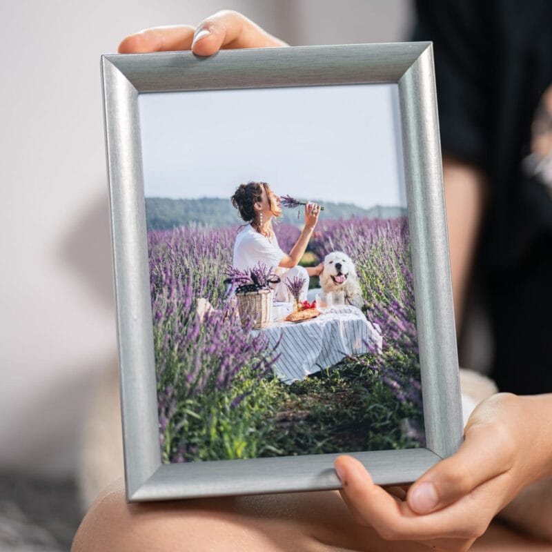 ramă foto argintie elegantă personalizată cu fotografia ta