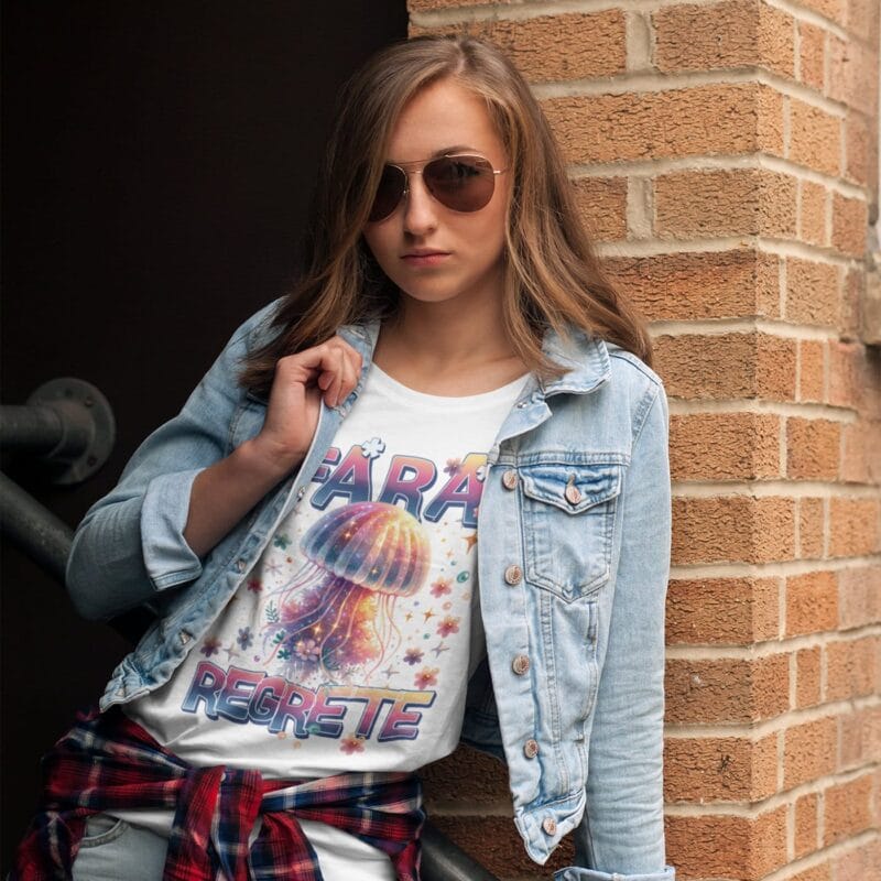 tricou personalizat cu meduză "fără regrete"