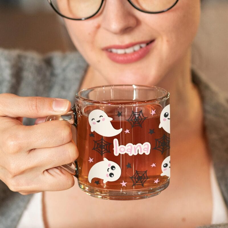 cană de sticlă de halloween "fantomițe vesele" – personalizată cu numele tău