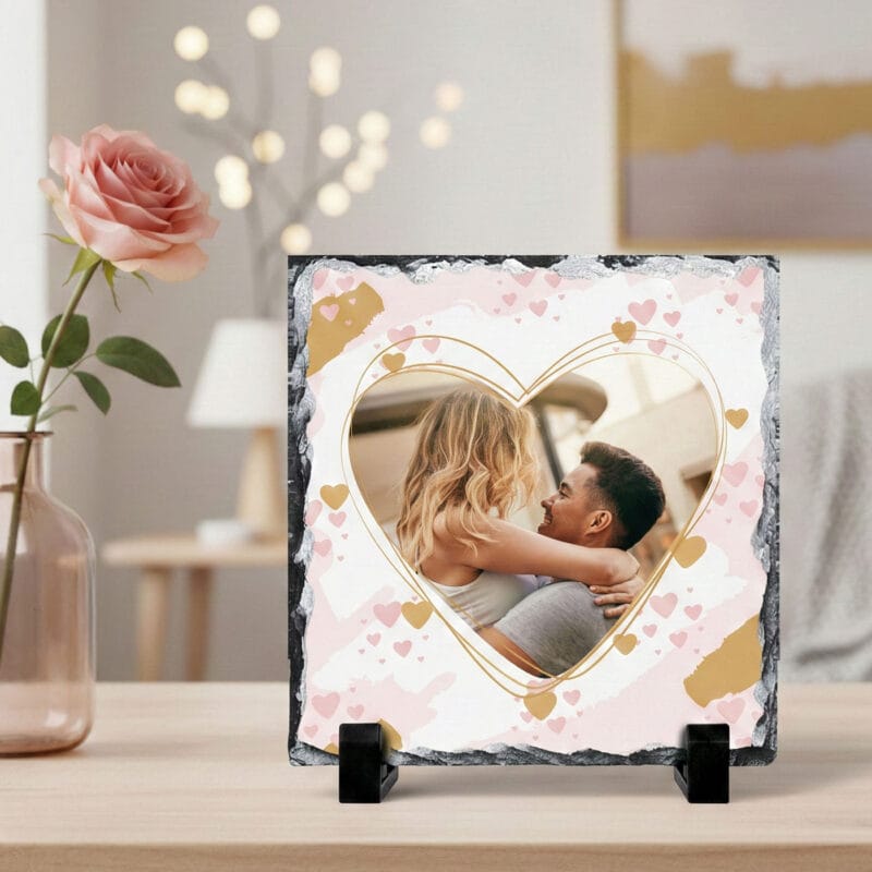 placă ardezie pătrată "inima noastră" personalizată cu poză cuplu (design pastel & gold)