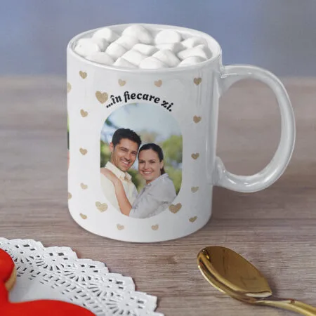 cană personalizată "love story" 3 poze & mesaj "iubirea noastră crește" (design inimi aurii)