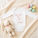body personalizat bebeluși „primul meu paște” – iepuraș cu balon roz