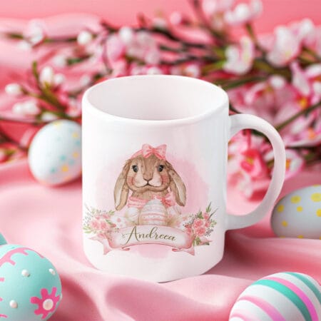 cană personalizată de paște cu nume – iepurașul roz și ouă colorate