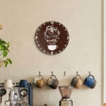 ceas de perete decorativ „coffee makes everything possible” – design modern pentru bucătărie