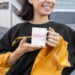 cană personalizată absolvent 2026 – nume și tocă