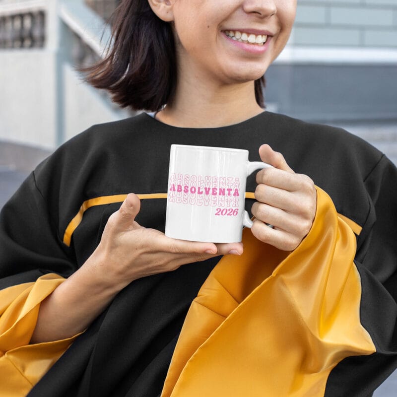 cană personalizată absolvent 2026 – nume și tocă