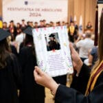 placă de ardezie personalizată cu poză și text — absolvire capitol nou