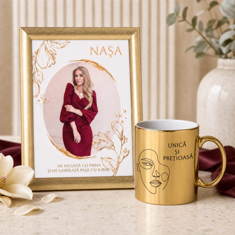 set cadou personalizat cu poză pentru nașă — cană și ramă aurie