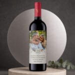 vin personalizat cu poză — aniversarea căsătoriei, design botanic